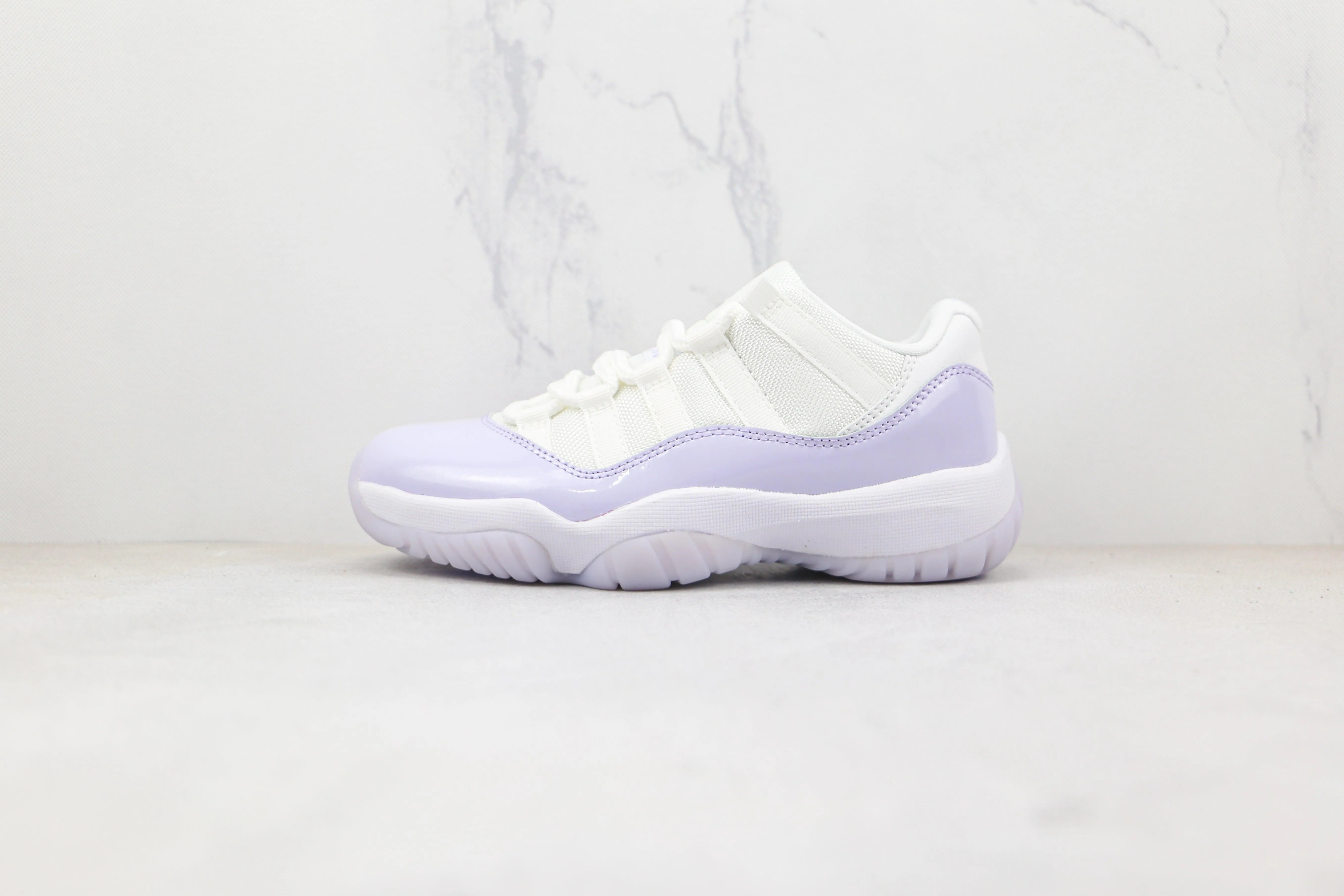 Custom Air Jordan 11 AH7860