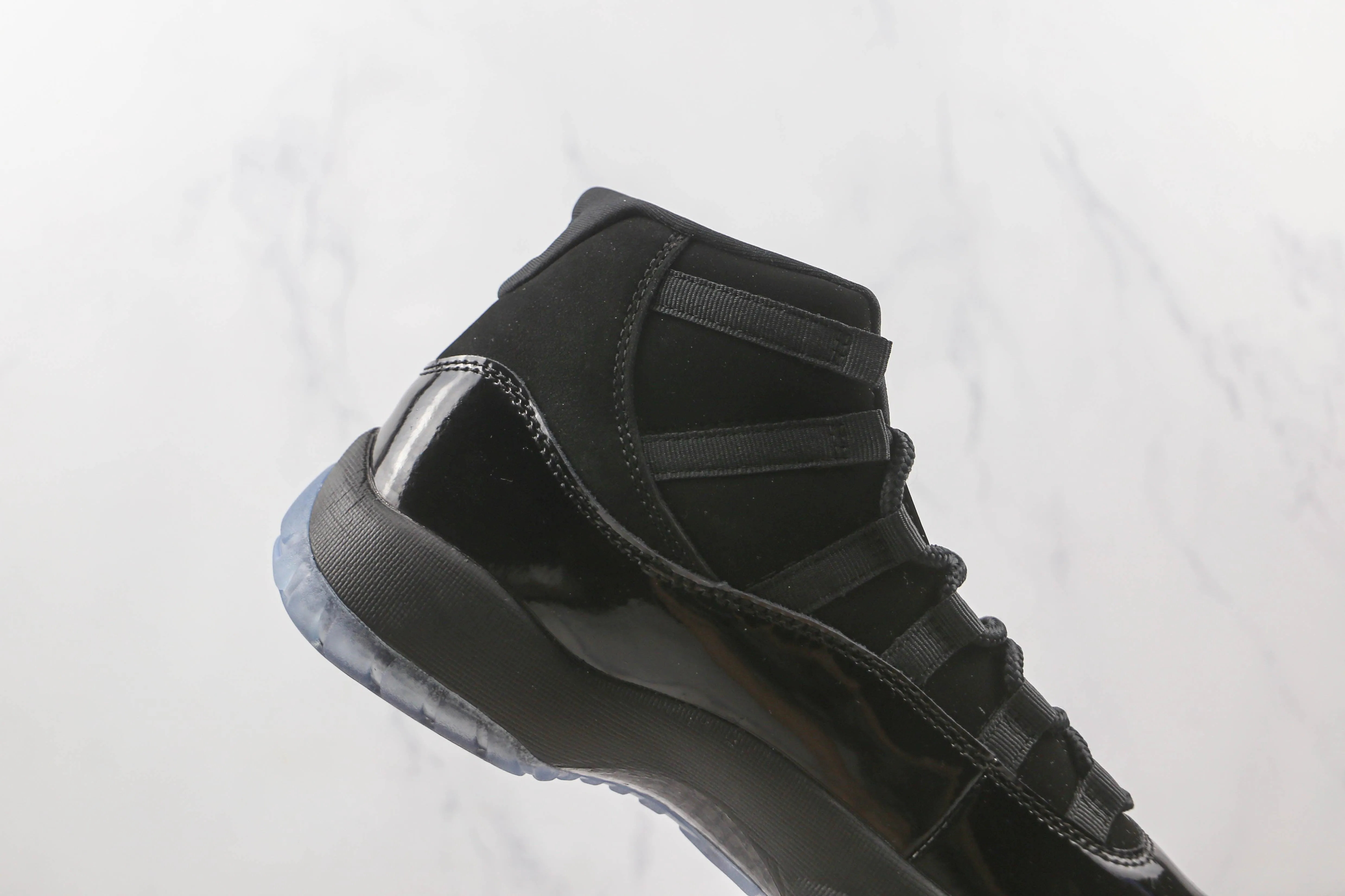 Custom Air Jordan 11 Cap and Gown AJ11