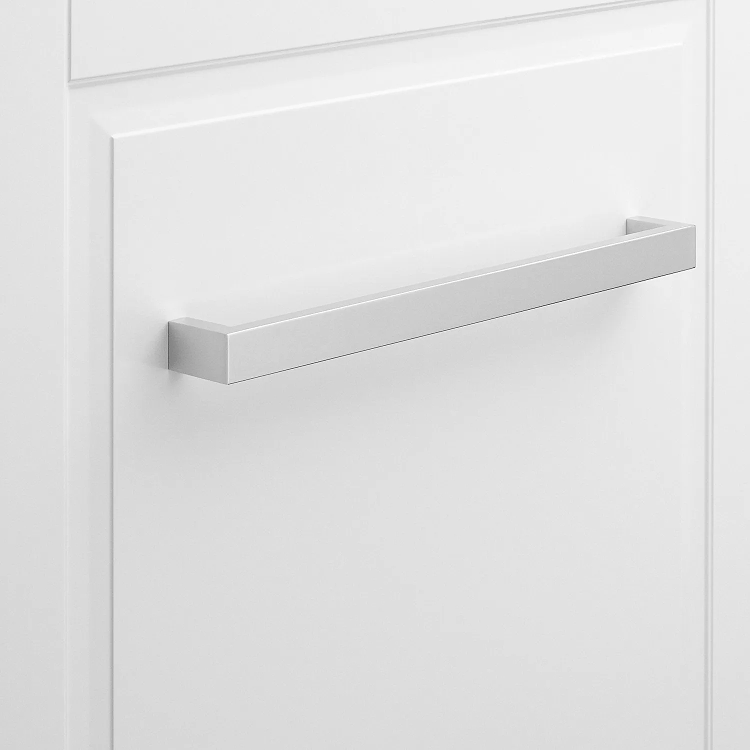 Edgecliff Appliance Pull