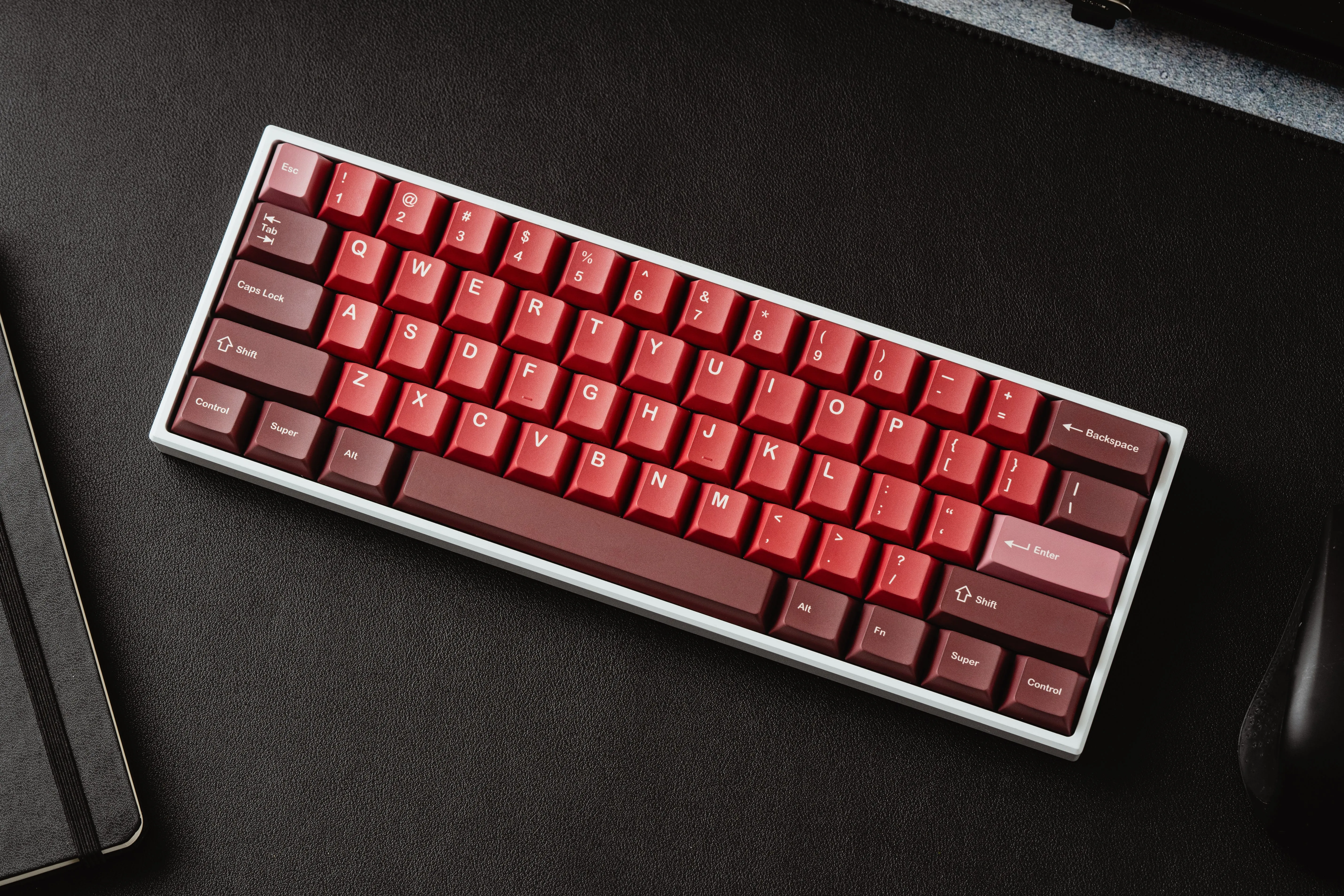 kfaPBT Cardinal Keycaps