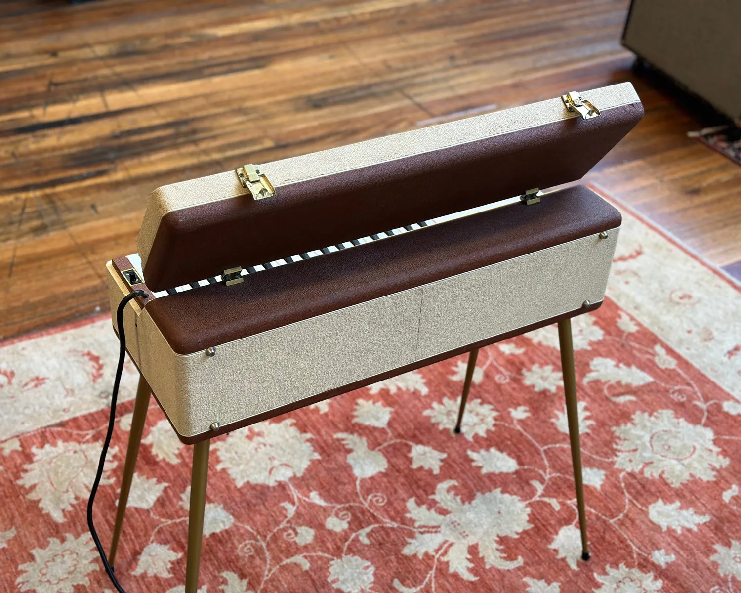 Lincoln Chordmaster Portable Organ