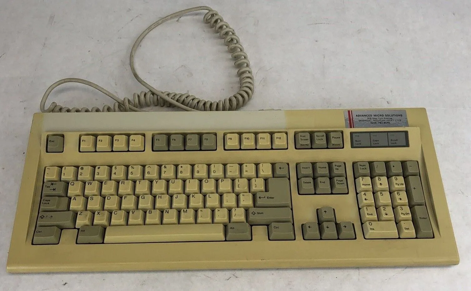 Mitsumi Electric KPQ-E99YC Wired Keyboard