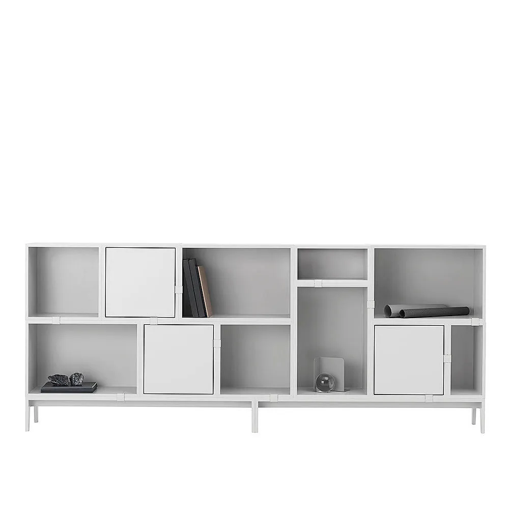 muuto | stacked storage system | module with door | medium light grey - DC