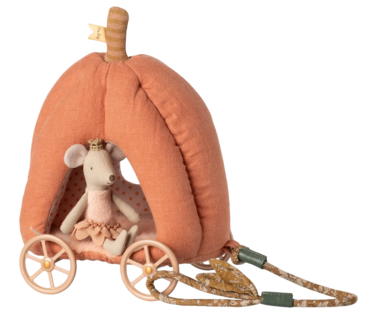 Pumpkin Carriage, Mouse